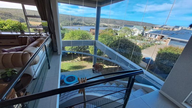 5 Bedroom Property for Sale in Stilbaai Wes Western Cape